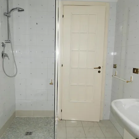 Lejlighed Yuna Rent - Casa Chiarini *